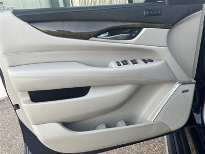 2018 Cadillac Escalade Premium Luxury   - Photo 10 - Amarillo, TX 79110