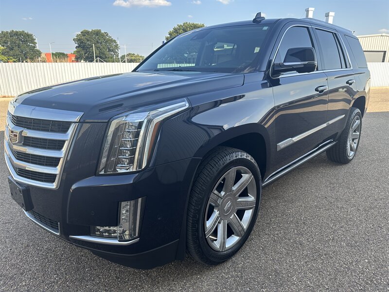 2018 Cadillac Escalade Premium Luxury  