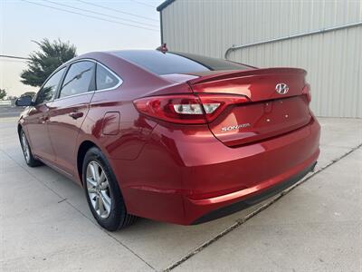 2017 Hyundai SONATA SE   - Photo 2 - Amarillo, TX 79110
