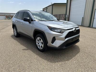 2019 Toyota RAV4 LE   - Photo 4 - Amarillo, TX 79110