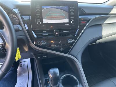 2022 Toyota Camry SE   - Photo 16 - Amarillo, TX 79110