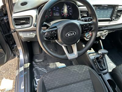 2019 Kia Rio S   - Photo 10 - Amarillo, TX 79110