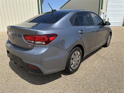 2019 Kia Rio S   - Photo 3 - Amarillo, TX 79110