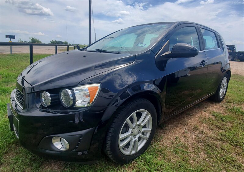 2016 Chevrolet Sonic LT Auto - Photo 1 - Schulenburg, TX 78956