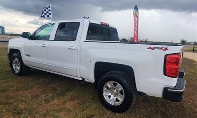2018 Chevrolet Silverado 1500 LT   - Photo 5 - Schulenburg, TX 78956