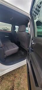 2018 Chevrolet Silverado 1500 LT   - Photo 12 - Schulenburg, TX 78956