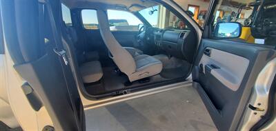 2005 Chevrolet Colorado LS - Photo 8 - Schulenburg, TX 78956