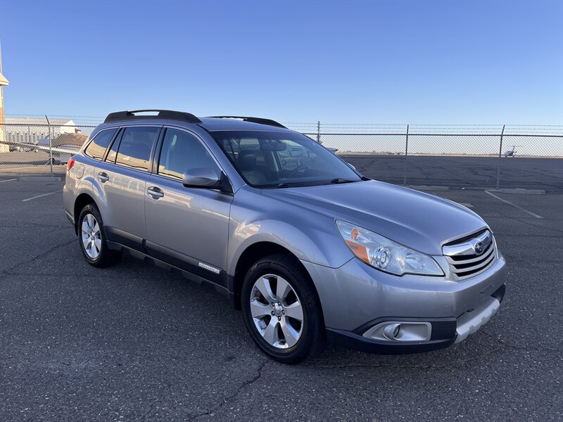 2011 Subaru Outback 2.5i Limited   - Photo 1 - Sacramento, CA 95827