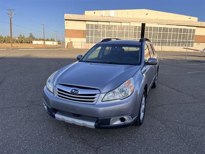 2011 Subaru Outback 2.5i Limited - Photo 4 - Sacramento, CA 95827