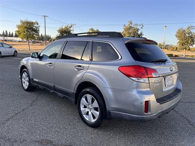 2011 Subaru Outback 2.5i Limited - Photo 6 - Sacramento, CA 95827