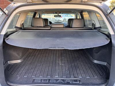 2011 Subaru Outback 2.5i Limited - Photo 13 - Sacramento, CA 95827