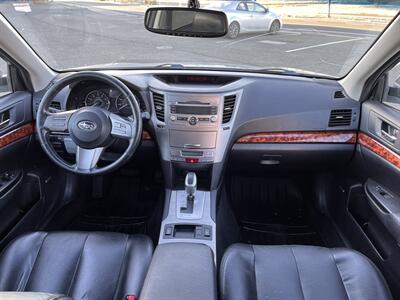 2011 Subaru Outback 2.5i Limited - Photo 11 - Sacramento, CA 95827