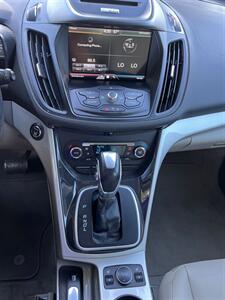 2013 Ford C-MAX Hybrid SEL   - Photo 17 - Sacramento, CA 95827