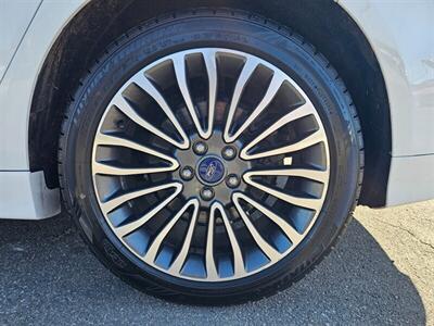 2018 Ford Fusion Hybrid Titanium   - Photo 16 - Ontario, CA 91761