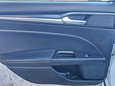 2018 Ford Fusion Hybrid Titanium   - Photo 26 - Ontario, CA 91761