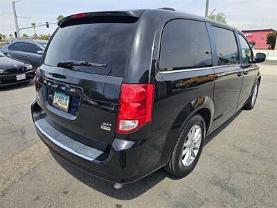 2019 Dodge Grand Caravan SXT   - Photo 6 - Ontario, CA 91761
