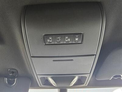 2019 Dodge Grand Caravan SXT   - Photo 32 - Ontario, CA 91761