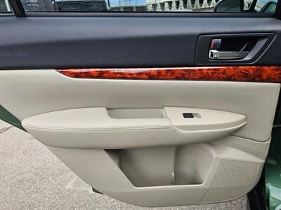 2011 Subaru Outback 3.6R Limited PWR MOON/NAV   - Photo 28 - Ontario, CA 91761