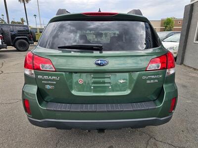 2011 Subaru Outback 3.6R Limited PWR MOON/NAV   - Photo 5 - Ontario, CA 91761