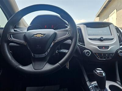 2016 Chevrolet Cruze LS Auto - Photo 29 - Ontario, CA 91761