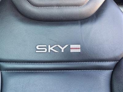 2007 Saturn SKY Red Line Convertible Manual   - Photo 29 - Ontario, CA 91761