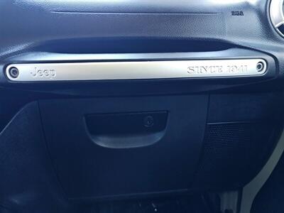 2013 Jeep Wrangler Unlimited Sahara   - Photo 38 - Ontario, CA 91761