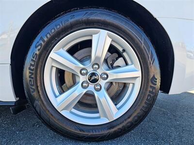 2017 Ford Mustang V6   - Photo 16 - Ontario, CA 91761