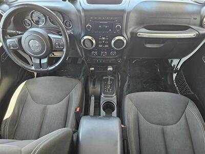 2017 Jeep Wrangler Unlimited Sahara 4x4   - Photo 25 - Ontario, CA 91761