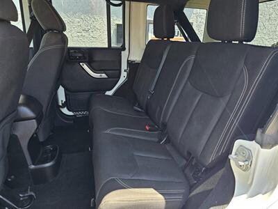 2017 Jeep Wrangler Unlimited Sahara 4x4   - Photo 24 - Ontario, CA 91761
