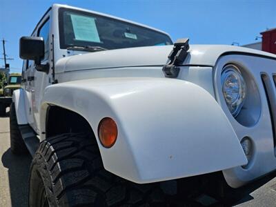 2017 Jeep Wrangler Unlimited Sahara 4x4   - Photo 9 - Ontario, CA 91761