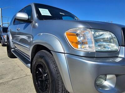2005 Toyota Sequoia SR5 V8 4WD   - Photo 10 - Ontario, CA 91761