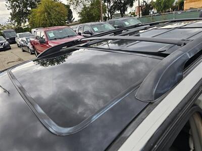 2005 Toyota Sequoia SR5 V8 4WD   - Photo 19 - Ontario, CA 91761