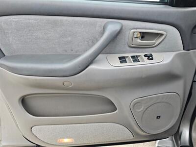 2005 Toyota Sequoia SR5 V8 4WD   - Photo 20 - Ontario, CA 91761