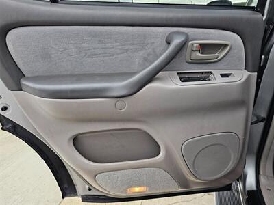 2005 Toyota Sequoia SR5 V8 4WD   - Photo 27 - Ontario, CA 91761