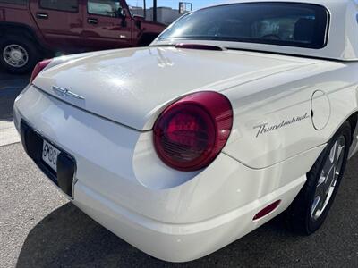 2002 Ford Thunderbird Deluxe   - Photo 12 - Ontario, CA 91761