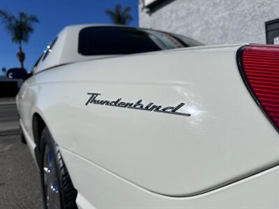 2002 Ford Thunderbird Deluxe   - Photo 11 - Ontario, CA 91761