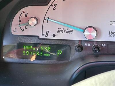 2002 Ford Thunderbird Deluxe   - Photo 28 - Ontario, CA 91761
