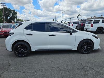 2022 Toyota Corolla Hatchback SE Nightshade Edition - Photo 7 - Ontario, CA 91761