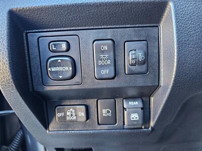 2018 Toyota Tundra Limited 4WD CrewMax   - Photo 24 - Ontario, CA 91761