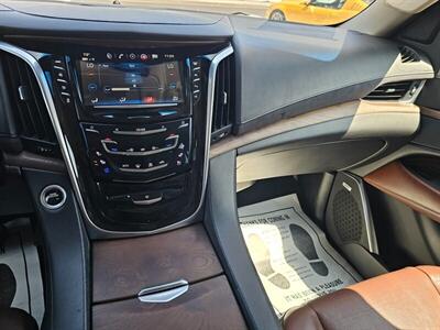 2019 Cadillac Escalade ESV Premium Luxury 4WD - Photo 34 - Ontario, CA 91761