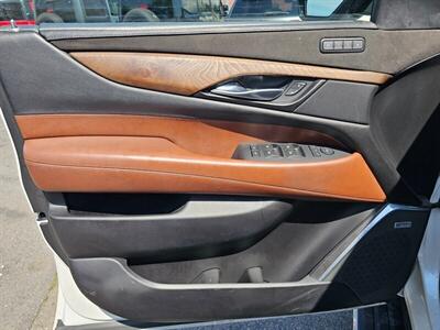 2019 Cadillac Escalade ESV Premium Luxury 4WD - Photo 18 - Ontario, CA 91761