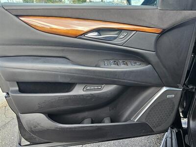 2017 Cadillac Escalade ESV Premium Luxury   - Photo 18 - Ontario, CA 91761