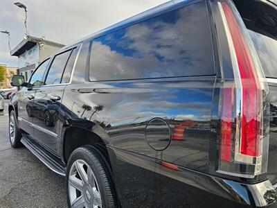 2017 Cadillac Escalade ESV Premium Luxury   - Photo 12 - Ontario, CA 91761