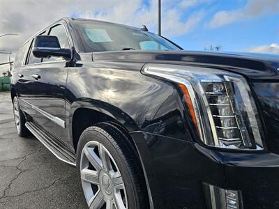 2017 Cadillac Escalade ESV Premium Luxury   - Photo 10 - Ontario, CA 91761