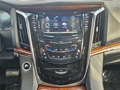 2017 Cadillac Escalade ESV Premium Luxury   - Photo 24 - Ontario, CA 91761