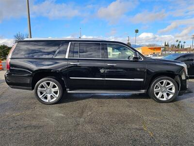 2017 Cadillac Escalade ESV Premium Luxury   - Photo 7 - Ontario, CA 91761