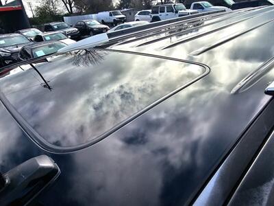 2017 Cadillac Escalade ESV Premium Luxury   - Photo 17 - Ontario, CA 91761