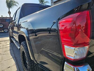 2017 Toyota Tacoma SR5   - Photo 11 - Ontario, CA 91761