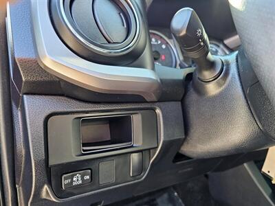 2017 Toyota Tacoma SR5   - Photo 18 - Ontario, CA 91761