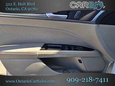 2017 Ford Fusion Hybrid SE   - Photo 17 - Ontario, CA 91761